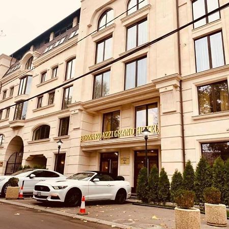 Bernardazzi Grand Hotel Chisinau Exterior photo