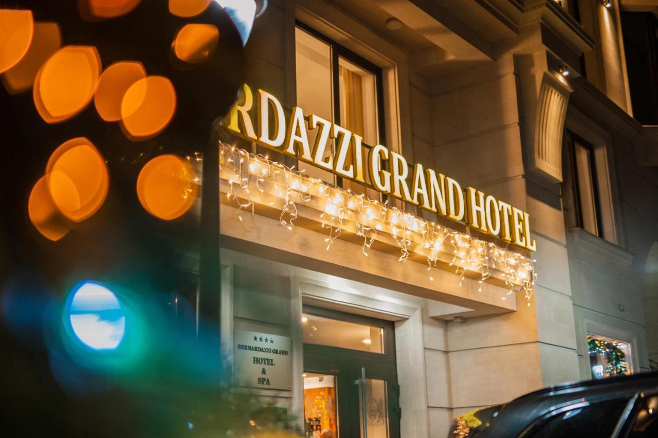 Bernardazzi Grand Hotel Chisinau Exterior photo