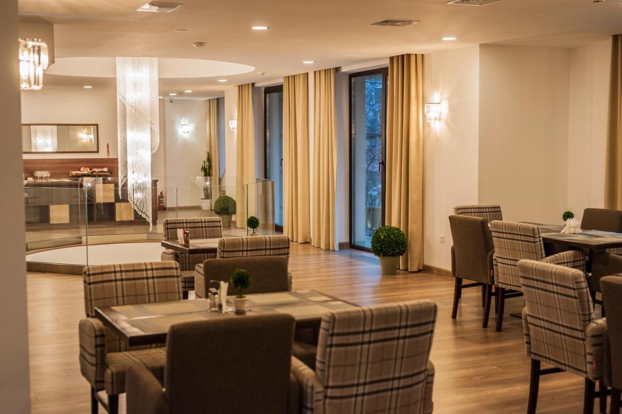 Bernardazzi Grand Hotel Chisinau Exterior photo
